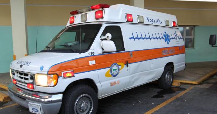 En condición de cuidado joven tras ser apuñalado en el cuello