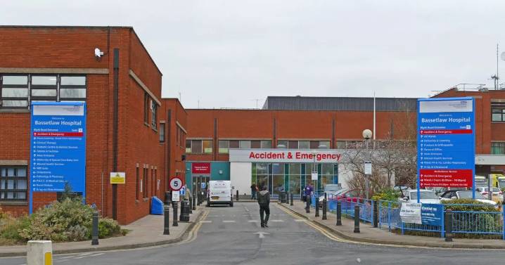 Nottinghamshire nurses to strike over 'disgraceful' plans to relocate staff to Yorkshire