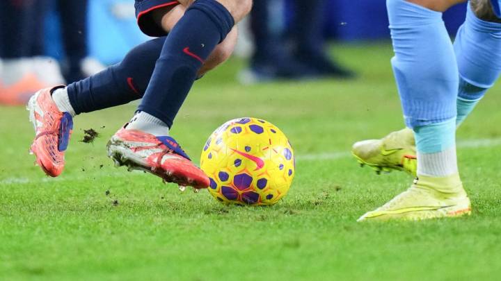 Continuidad de entrenador de selección sudamericana que clasificó al Mundial 2026 estaría en duda: "La situación con los jugadores está quebrada"