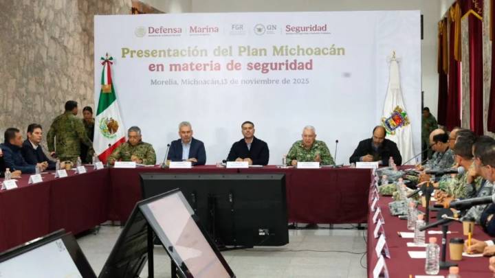 Gabinete de Seguridad se reúne con Bedolla para revisar la Operación Paricutín