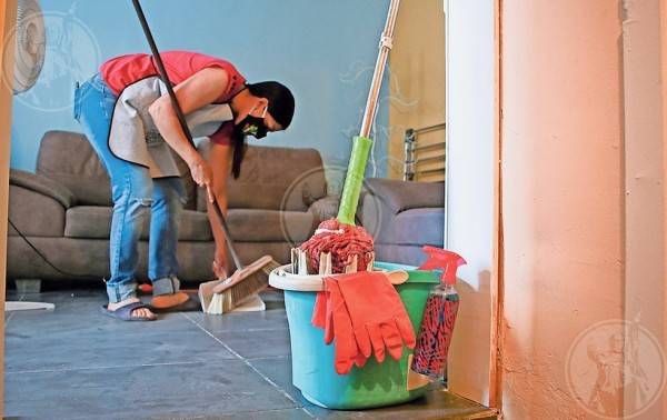 Invierten mujeres 8.8 horas al día en labores domésticas