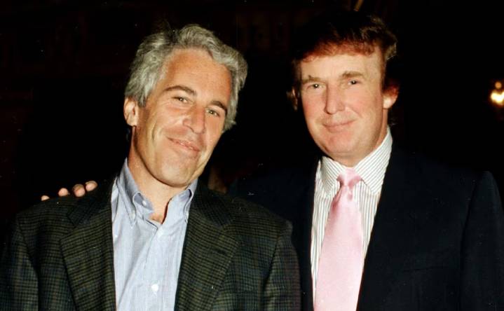 Demócratas publican correo en el que Epstein menciona a Trump en hechos comprometedores
