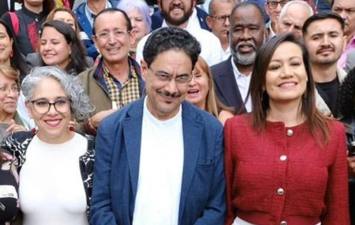 María José Pizarro será jefa de debate de Iván Cepeda