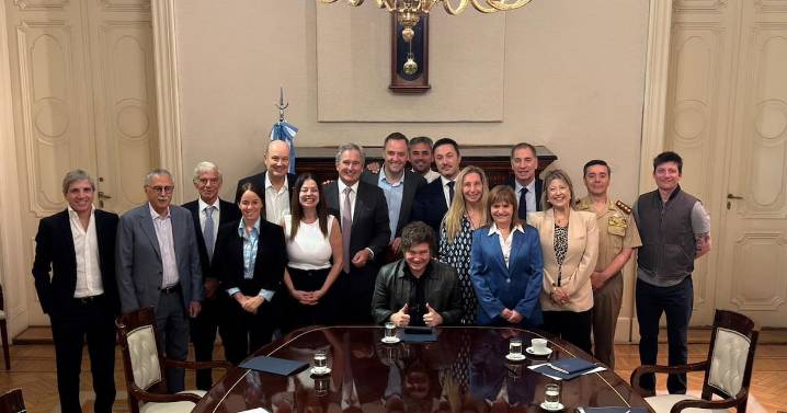 Milei estrenó el nuevo Gabinete y el Consejo de Mayo encara el tramo final