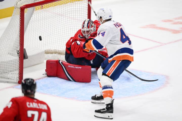 No milestone against the Islanders this time: New York tops Caps 3