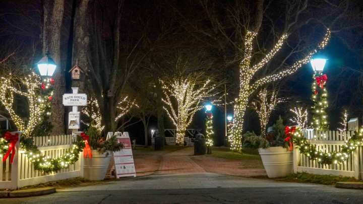 Here's a list of 2025 Christmas lightings around Cape Cod