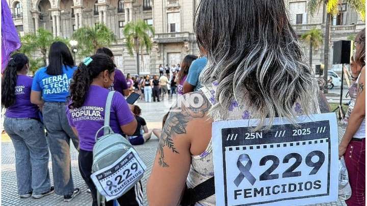 Santa Fe marchó contra la violencia de género: "Que la vida no sea una carrera contra la muerte"