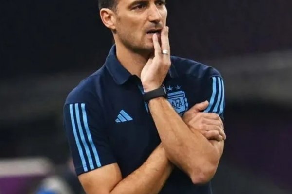 Los hinchas de Boca estallaron contra Scaloni antes del Superclásico: "Insólito"