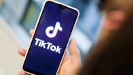 Estos son los cinco retos virales de TikTok más peligrosos: uno de ellos ha causado al menos 100 muertes