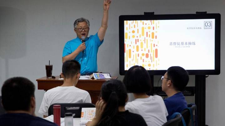 Christian pastor's daughter urges US lawmakers to help free her father in China