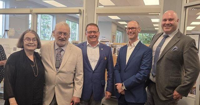 Children's author Robert Munsch donates letters, story drafts to Guelph Public Library