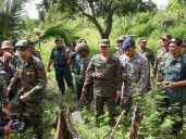 Cambodia evacuates hundreds from disputed Thai border as tensions reignite