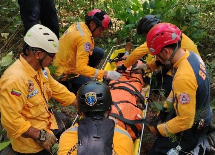 Protección Civil Carabobo realizó simulacro masivo de rescate en montaña