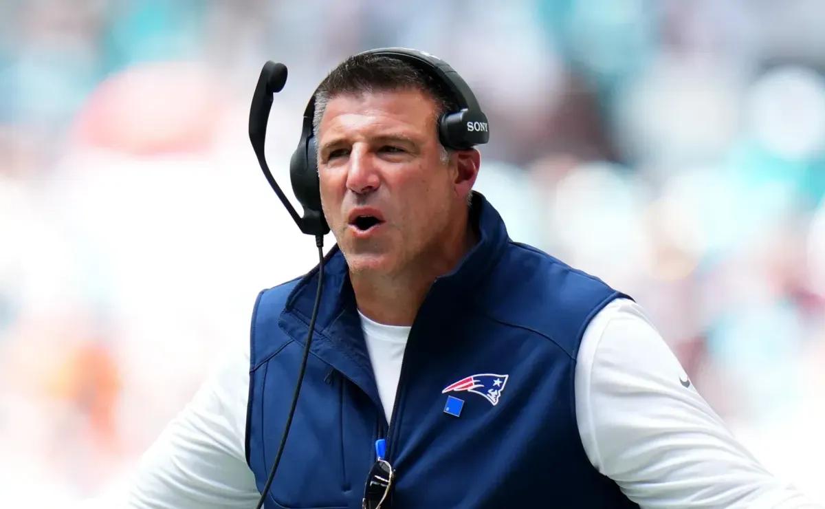 Mike Vrabel reacts to Cam Newton’s comments about Patriots