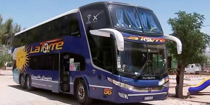 Violento robo a un tour de compras mendocino en Chile: el engaño para que el chofer detuviera la marcha