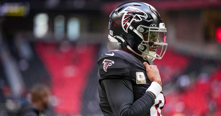 Atlanta Falcons starting QB Michael Penix Jr. headed to injured reserve with knee injury