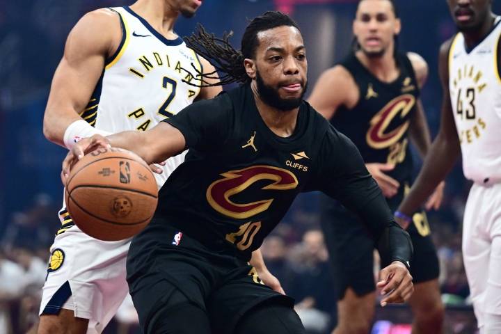 Deadspin | Darius Garland returns as Cavs best Pacers in NBA Cup match
