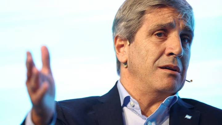 Caputo abre la 31ª Conferencia de la Unión Industria Argentina