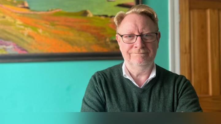 On Remembrance Day, meeting the stranger who knew my grandfather’s war