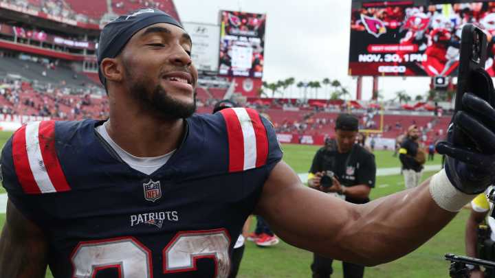 Four Studs, Four Duds From Patriots’ Massive Win Vs. Buccaneers