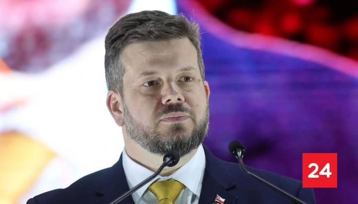 Kaiser por eventual gobierno de Kast: "Si sirve el proyecto político, estaría interesado"