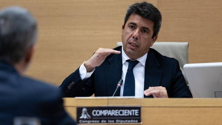 Feijoo confirma que Mazón dejará de ser presidente del PP valenciano