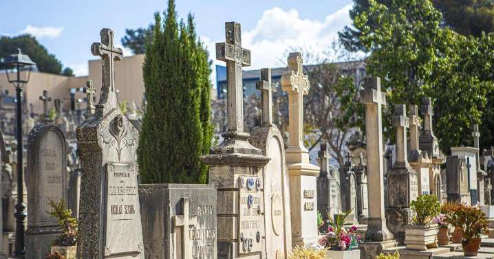 Baleares roza más muertes que nacimientos: «Menos mal que llegan inmigrantes de más de 30 años»