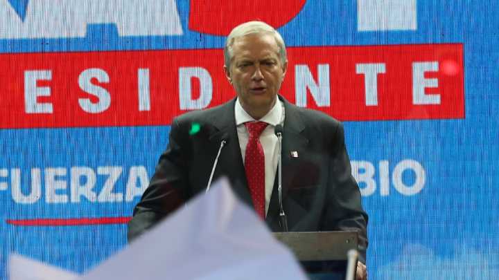 "No le tengo miedo a nadie", dice Kast en su último acto de campaña