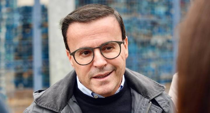 Gallardo promete viviendas a 90.000 € en Extremadura