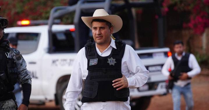 Condena Conago 'cobarde homicidio' de Carlos Manzo, alcalde de Uruapan