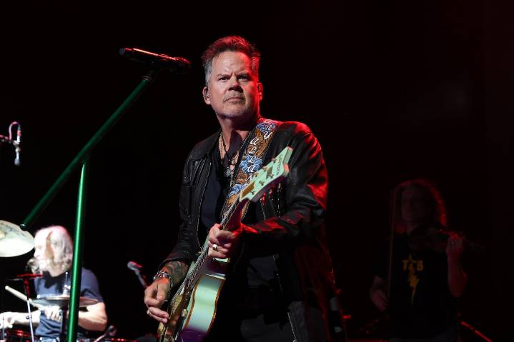 This ‘modern-day outlaw’ singer highlights Penn’s Peak’s upcoming lineup of tribute acts, country stars