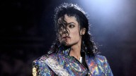 ¡Michael Jackson deja huella imborrable! Su legado se consolida al entrar al Top 10 de Billboard en seis fantásticas décadas.