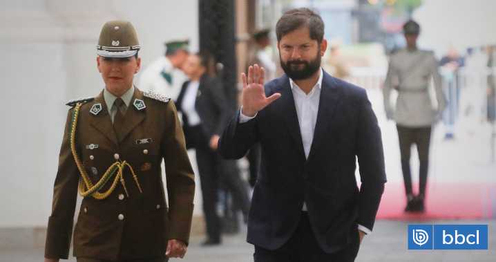 El silencio del presidente Boric marca actual campaña y refuerza prescindencia que pide el oficialismo