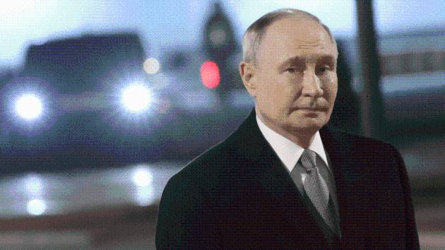 Russia ready to ‘fight to the last Ukrainian,’ Putin says amid US peace drive