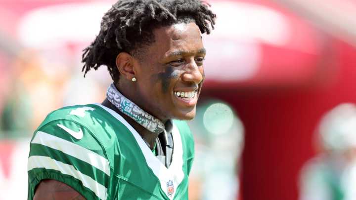 Sauce Gardner trade: Young Jets fan cries, stomps, says he's a Colts fan