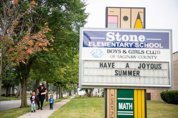 Substitute teacher charged with assaulting 6