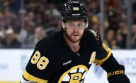 David Pastrnak’s 400th goal draws heartfelt message from Marco Sturm as Bruins extend streak vs Maple Leafs