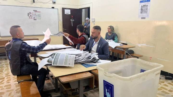 1.3 m troops and 26 k displaced vote early in Iraq as major election looms