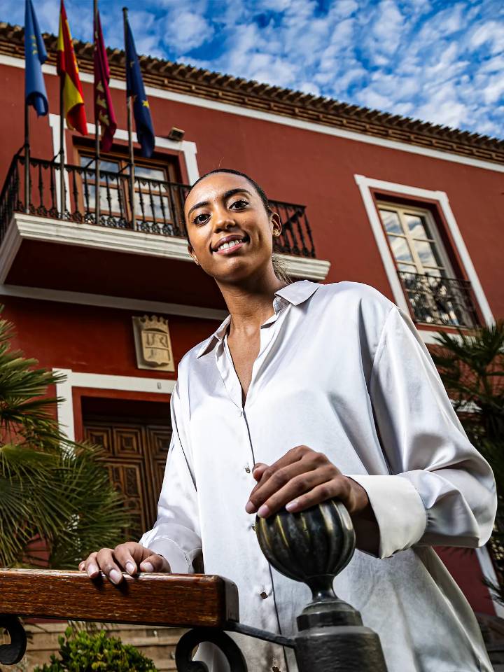 Alcaldesas jóvenes y sobradamente preparadas: "Me costó un par de años, la mitad de la primera legislatura, demostrar que tenía la misma capacidad de gestión que cualquier adulto"