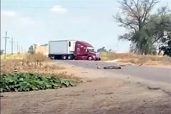 Reportan balaceras y bloqueos en Navolato