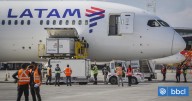 Ante posible huelga de pilotos: Latam Airlines decide "ajustar" y cancelar algunos vuelos