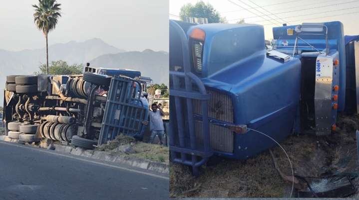 Camión cargado con plantas vuelca en la pista Oaxtepec