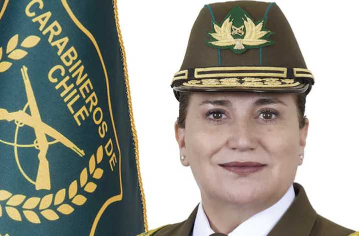Perfil | General Karina Soza: La abogada penquista que llegó al alto mando de Carabineros