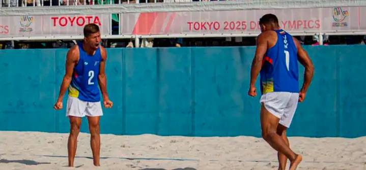 Voleibol de playa debutó con el viento en contra en Juegos Sordolímpicos