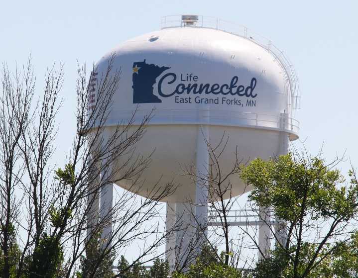 Education foundation awards more than $26,000 to East Grand Forks educators and staff