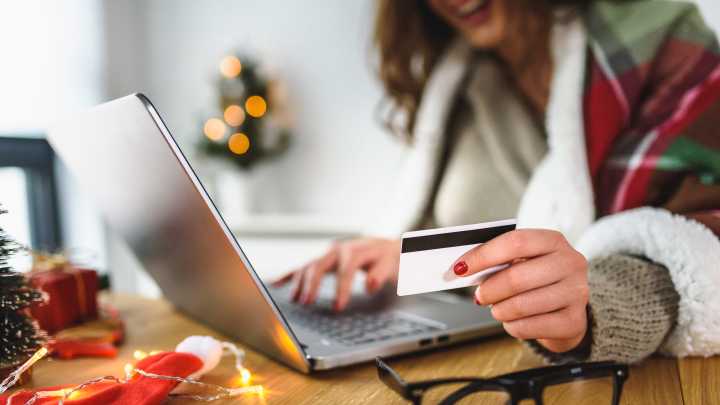 What is Mississippi's holiday budget this year? See WalletHub report