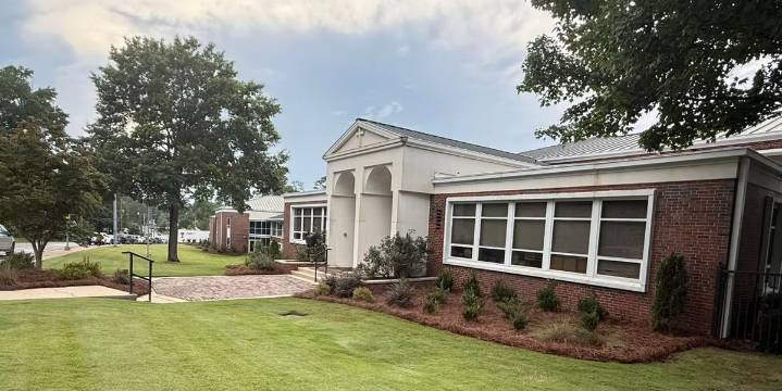 OLS School honors veterans with assembly and performance