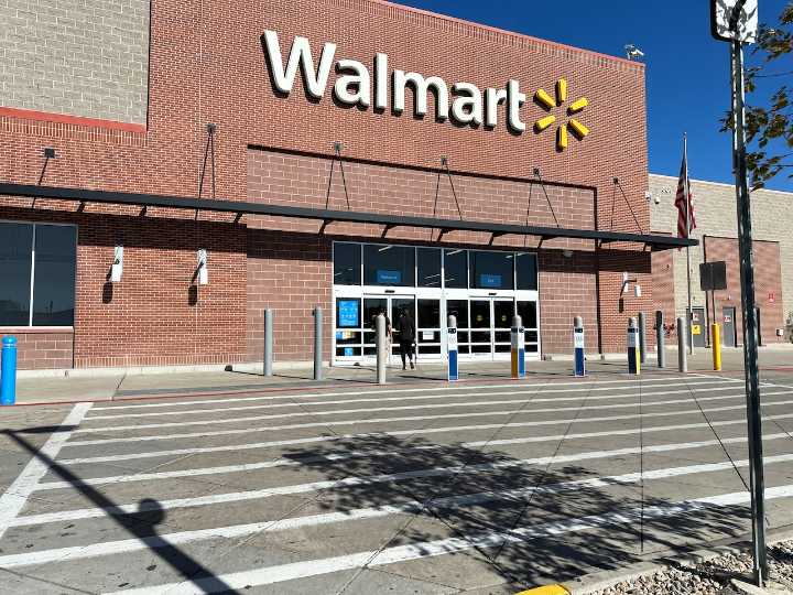 Black Friday 2025: Here are the store hours for Walmart