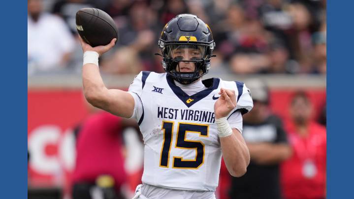 Scotty Fox Jr. accounts for 3 TDs, West Virginia beats No. 22 Houston 45