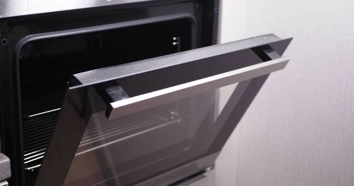 Chef says you're using your oven wrong but there's an easy fix